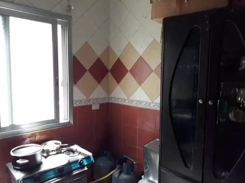 للبيع شقة حمص الزهراء بعد مطعم مرهف تجهيز ممتاز 