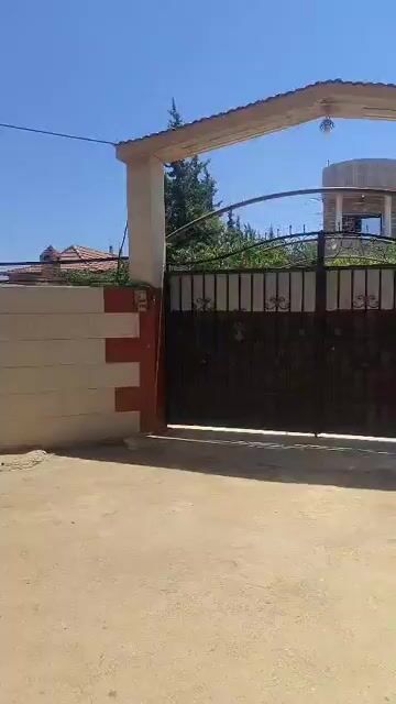 مزرعة للبيع شرقي ديربعلبة بعد معمل الحرامات 400متر 