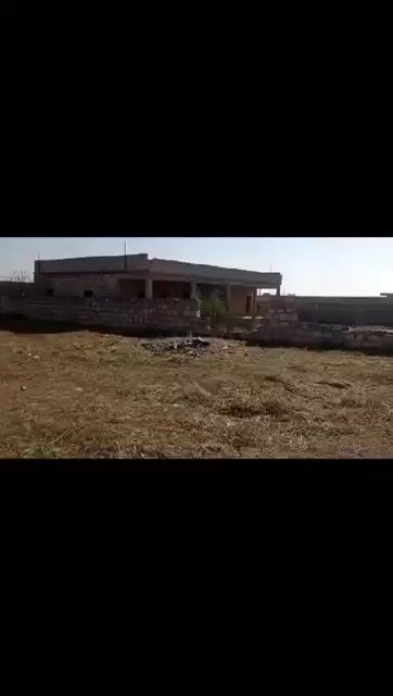 مزرعة بمساحة ١٠٠٠ متر بمنطقة دوير الزيتون ريف حلب الشمالي طريق تل جبين