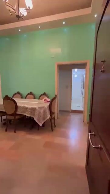 للايجار للسنوي في الشعلان مساحة كبيرة وكسوة جيدة جدا 