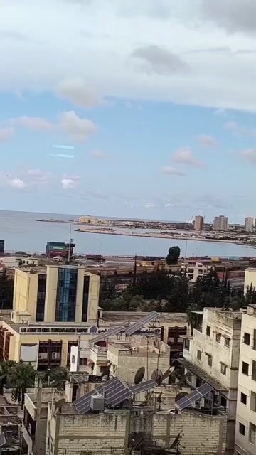 للبيع شقة منطقة الكورنيش الغربي 