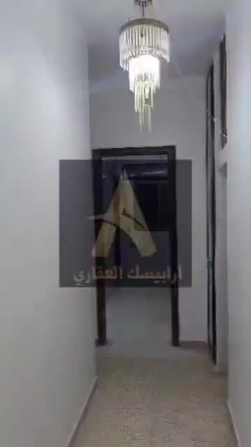 للبيع شقة 75م طابق ثاني خلفي غرفتين و منافع / ادلب شارع الثلاثين