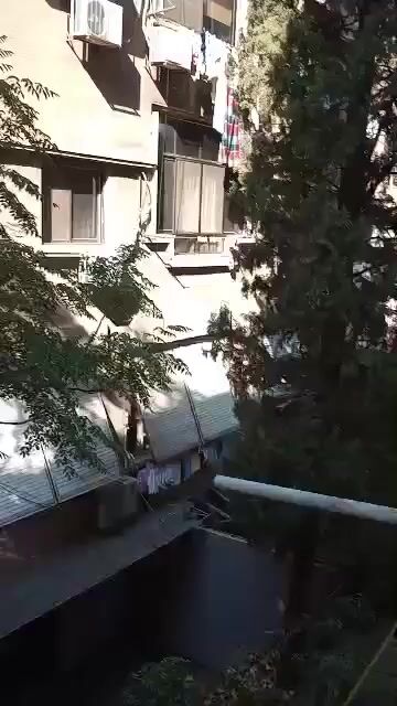 شقة للبيع في أبو رمانة/جامع الحسن-دمشق - 90 م² بحالة جيدة