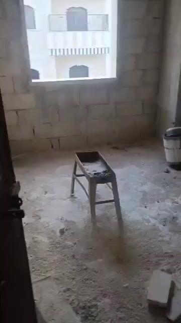 للبيع شقة عضم 115م/طابق 6 / ثلاث غرف و منافع/ حي الثورة قرب شارع 30