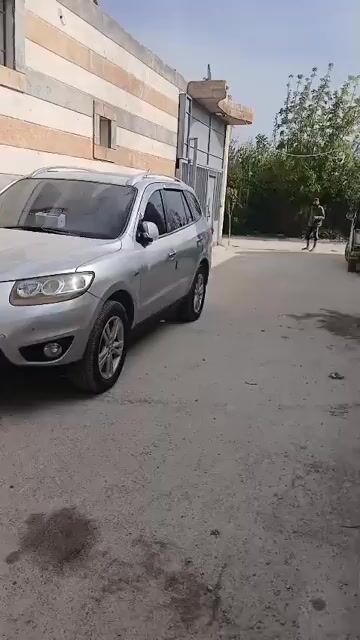 للبيع مزرعة على طريق المطار جسر عقربا