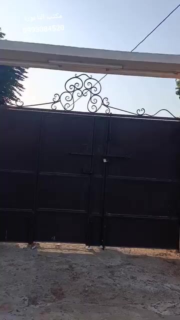 للبيع مزرعه حمص الوعر شارع الشهداء تجهيز ممتاز 