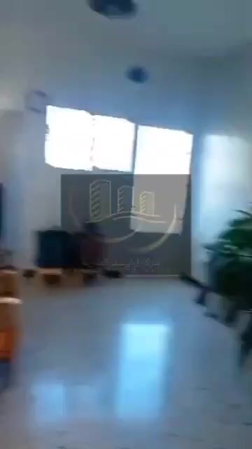 للبيع مزرعة مسورة 1600م/ ثلاث غرف و منافع/ادلب طريق كورين