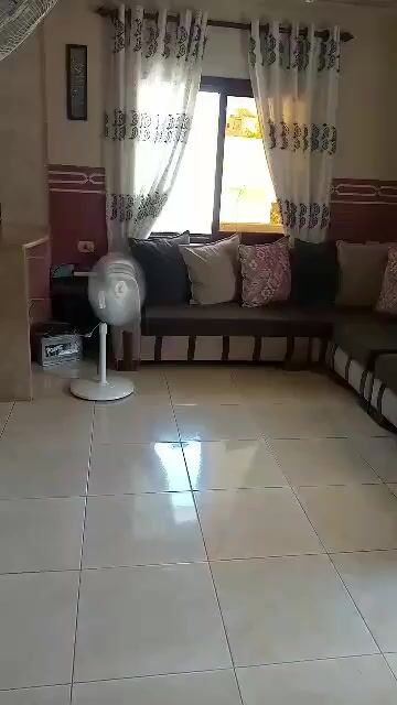 للبيع شاليه في منطقة شاطئ الازرق بعد ڣڼـډڨ المرديان 