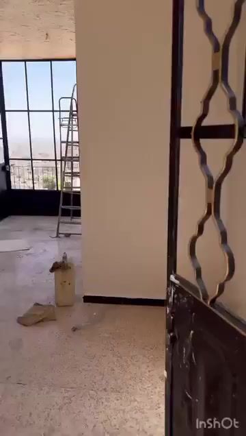 للبيع شقة بحي برزة حارة السويدا عقد بيع وساعة كهربا 