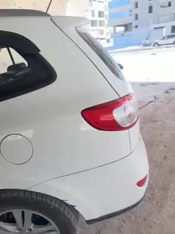 خالي العلام بل كامل أكمل وصف مندون سقف 