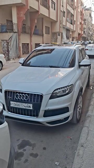 للبيع جيب Q7 سبع مقاعد في ريف دمشق 