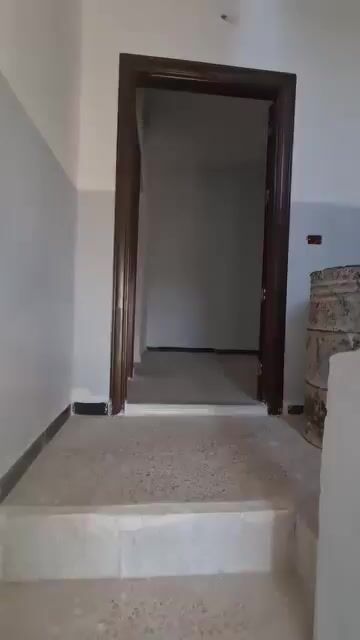 للبيع شقة حمص البياضة مقابل جامع التيسير تجهيز ممتاز 