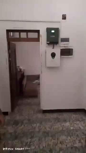 للبيع شقة حمص حي النازحين شمال شارع المدارس تجهيز ممتاز 