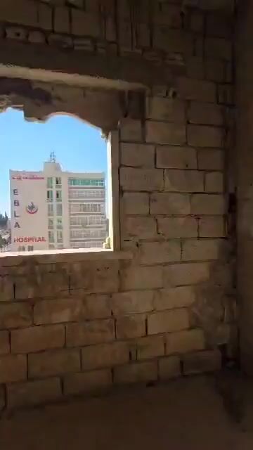 للبيع شقة عالعضم 185م/طابق 4 فني/ 5 غرف و منافع/ادلب جانب مشفى ايبلا 