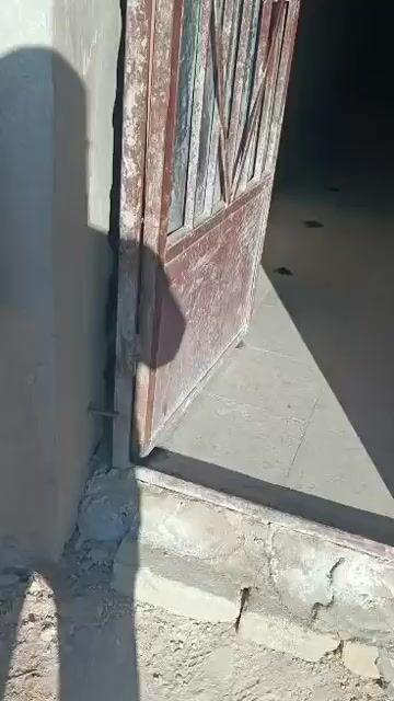 للبيع شقة أرضية ع الهيكل الارمن الجنوبي السعر النهائي 7000$