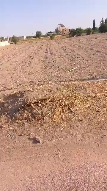 بيع ١٧٥٠ متر مربع في حرستا القنطرة بسعر مغري