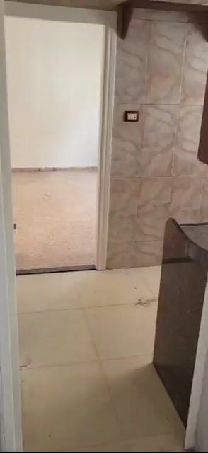 مكتب تجاري  غرفتين ومنافع طابق اول 