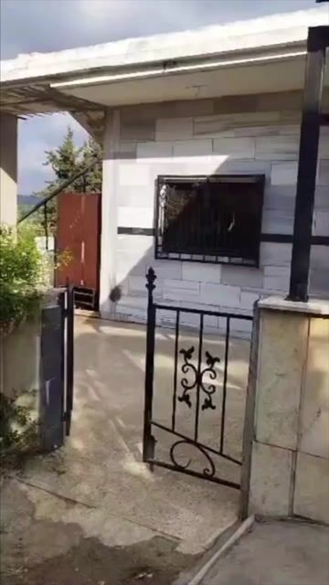 للبيع بيت عربي بريف صافيتا 3 نوم وصالون 