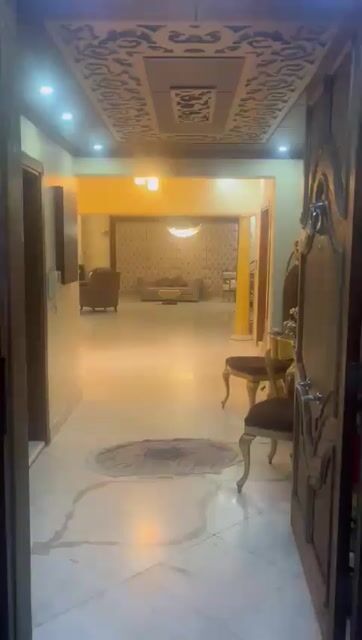 تراس طلعة الجزيرة 16 مساحة 700 متر بنزلة قبنض