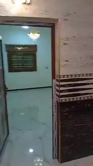 للبيع شقة ديلوكس 154م طابق ثاني/ 4 غرف و منافع/ الدانا قرب مشفى ظلال