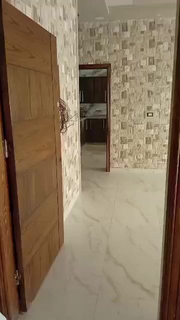 للبيع شقه سوبر ديلوكس صحنايا مقابل الملعب الكبير