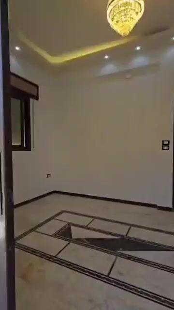 للبيع شقة ديلوكس 165م/طابق 2/ 4 غرف و منافع/بالمهندسين غرب دوار الجره
