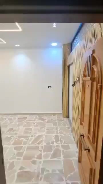 شقة سكنية طابق اول فني ١٦٥ متر درعا حي القصور الغربي سوكة شارعين  