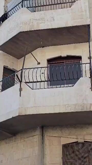 للبيع منزل جانب دوار المتنبي