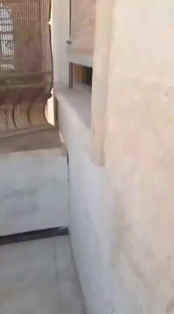 للبيع شقة 125م/طابق ثاني/ 3 غرف و صالون/ ادلب حي الجامعة 