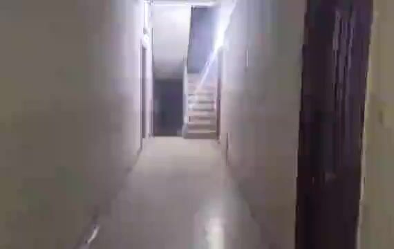 للبيع شقة في باب شرقي طابق اول فني مساحة 50 متر مربع