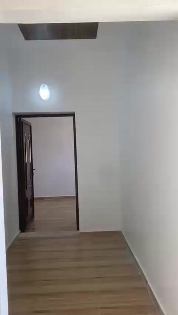 مكتب تجاري بلكون ثالث مساحة ٥٠ م جاهز عالمفتاح