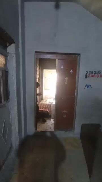 شقة للبيع في منبج 131م طابق أول 3 غرف بحالة عظم