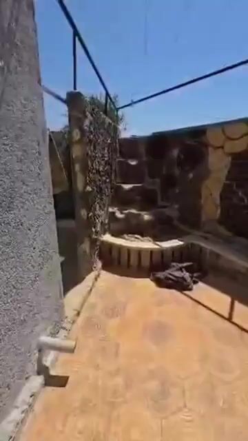 للبيع بيت عربي 320ممع جناين وبناء 140م/ اربع غرف/شمالي الدانا حير صبي