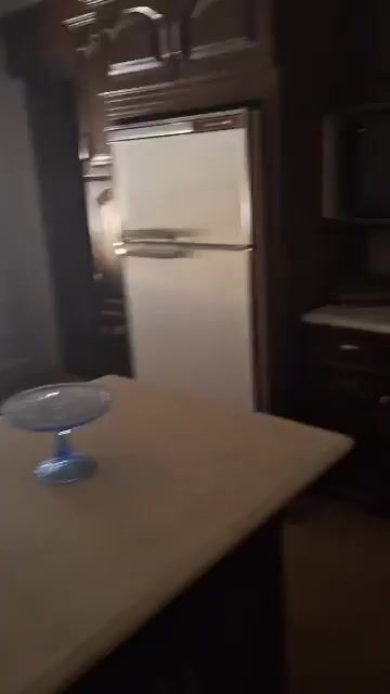 للبيع شقة سكنية في حلب بحي الفرقان سعر الشقة 310 ألاف دولار أمريكي